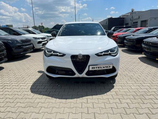 Alfa Romeo Stelvio 2.0 TURBO VELOCE Q4