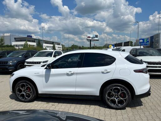 Alfa Romeo Stelvio 2.0 TURBO VELOCE Q4