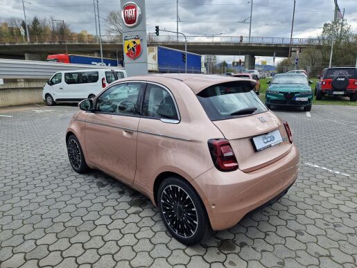 Fiat 500 BEV