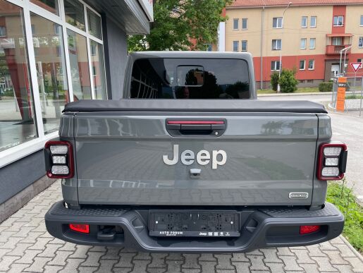 Jeep Gladiator 3.0 CRD V6 Overland AT8 4x4