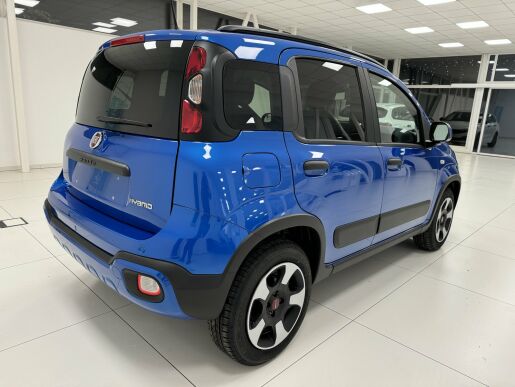 Fiat Panda 1.0 HYBRID 70K 6MT