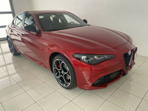 Alfa Romeo Giulia ALFA ROMEO GIULIA MY23  2,2 210K DIESEL AT8 Q4 VELOCE