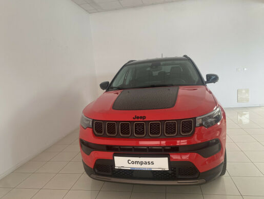 Jeep Compass JEEP COMPASS MY23 1,5 E-HYBRID 130K AUTOMAT UPLAND