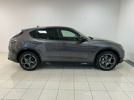 Alfa Romeo Stelvio ALFA ROMEO STELVIO VELOCE 2.0 TURBO 280K 8AT Q4