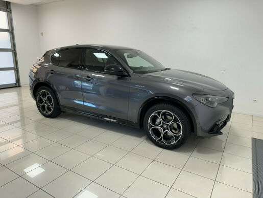 Alfa Romeo Stelvio ALFA ROMEO STELVIO VELOCE 2.0 TURBO 280K 8AT Q4