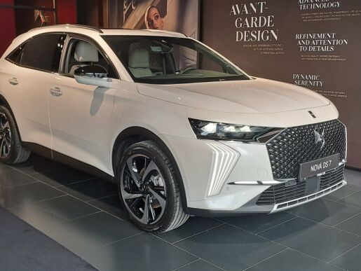 DS Automobiles DS 7 BlueHDi RIVOLI 130k EAT8 