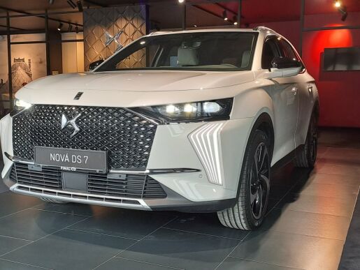 DS Automobiles DS 7 BlueHDi RIVOLI 130k EAT8 