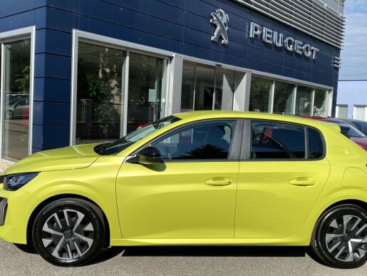 Peugeot 208 1.2 PureTech PRESTIGE Active 1.2 PureTech 75k