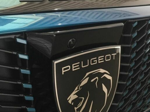 Peugeot 3008 PEUGEOT NEW 3008 ALLURE 1.2 Hybrid 136k e-DCS6