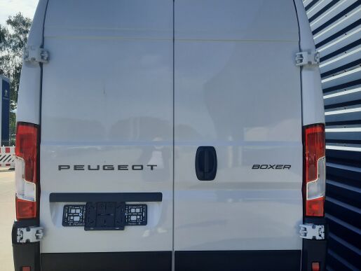 Peugeot Boxer NEW FURGON 435 L4H2 2.2 BlueHDi 180k MT6 
