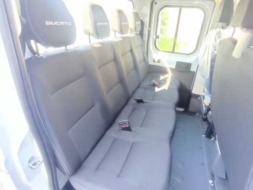 Fiat Ducato valník Maxi dvojkabína L4 35 2,2 180 k 6 MT