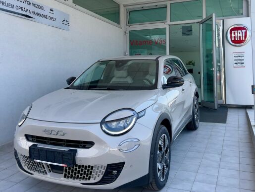 Fiat 600 600 LA PRIMA 1.2 T Hybrid 100k 6DCT