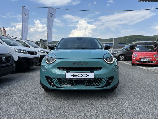 Fiat 600 Fiat 600 LAPRIMA 1.2 T HYBRID 6DCT