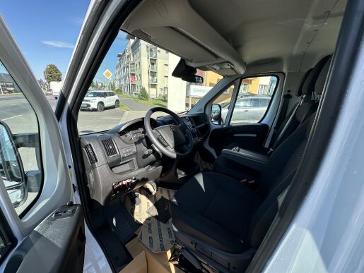 Citroën Jumper Valník 2.2 BlueHDi 140k 35+ L3