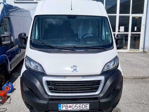 Peugeot Boxer FURGON 335 L3H2 2.2 BlueHDi 165k