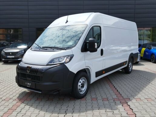 Peugeot Boxer 2.2 BlueHDi Furgon 435 L4H2