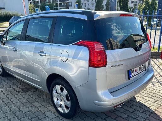 Peugeot 5008 1,6 BlueHDi STYLE