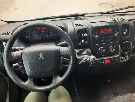 Peugeot Boxer Furgon 335 L3H2 2.0 BlueHDi 130k BVM6