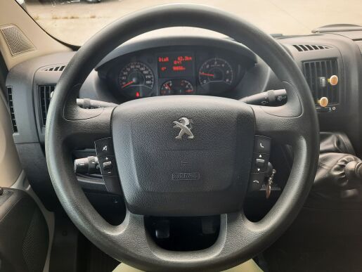 Peugeot Boxer Furgon 335 L3H2 2.0 BlueHDi 130k BVM6