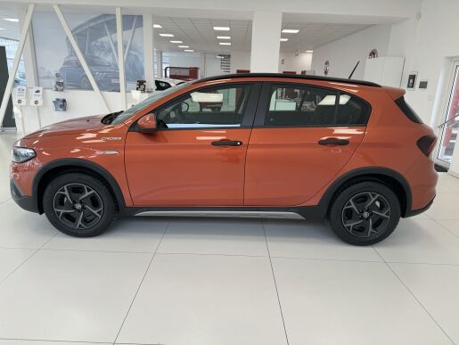 Fiat Tipo City Cross 1,5 MHEV 130K DDCT