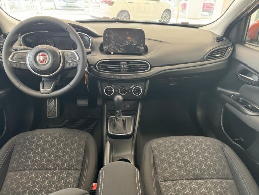 Fiat Tipo City Cross 1,5 MHEV 130K DDCT