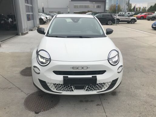 Fiat 600 1.2 MHEV Dolce Comfort