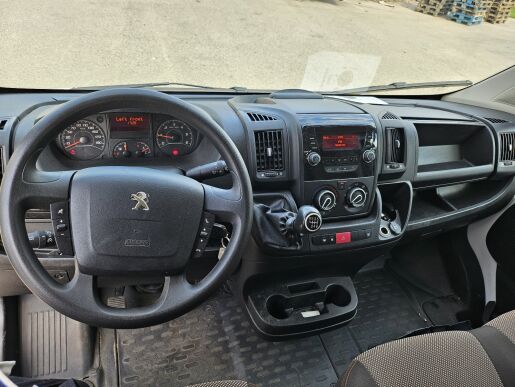 Peugeot Boxer BOXER FURGON 333 L2H2 2.2 BlueHDi 140k  BVM6 Chladiarenské