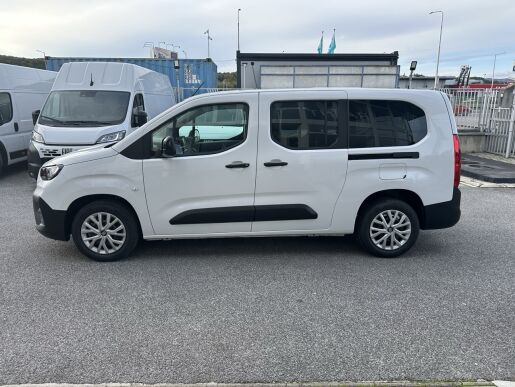 Fiat Dobló Fiat Doblo 1.5 MTJ 130k 6MT L2 Combi