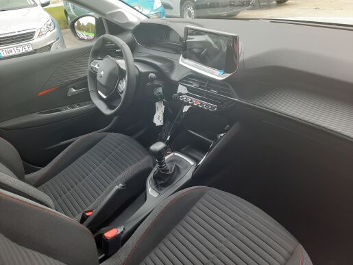 Peugeot 208 ACTIVE PACK 1.2 PureTech  75k BVM5