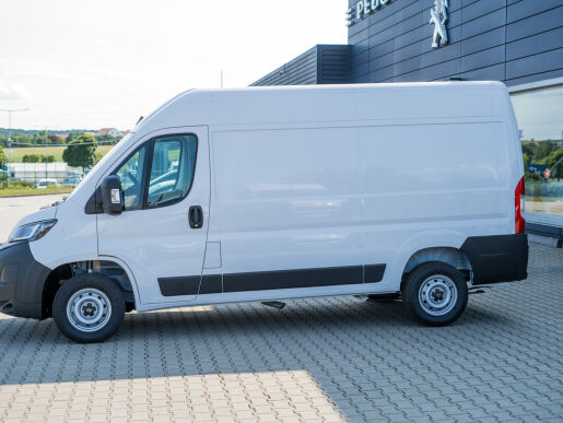 Peugeot Boxer  2.2 BlueHDi 140k Euro 6.4 MT6   