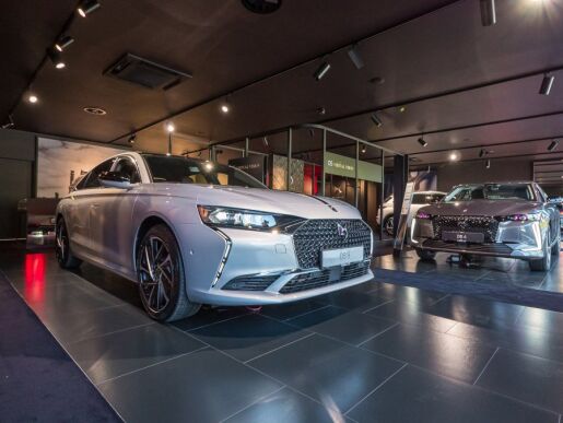 DS Automobiles DS 9 PureTech 250k EAT8 RIVOLI Plus  E-TENSE PHEV (Plug-in Hybrid)