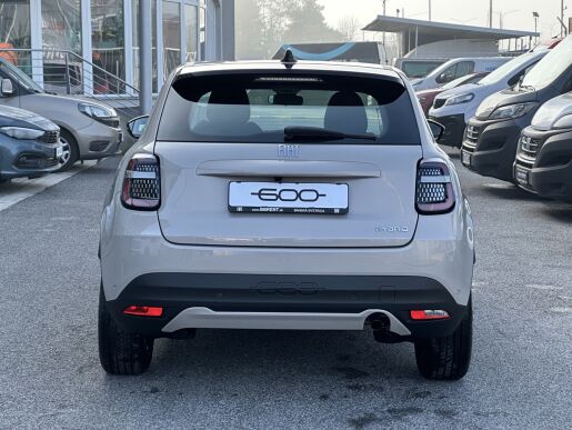 Fiat 600 Fiat 600 Dolce Comfort 1.2 T Hybrid 6DCT