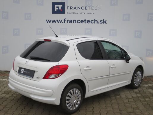 Peugeot 207 1.4 VTi ACTIVE