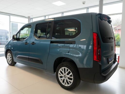 Fiat Doblo Combi Combi 1.5MTJ 130k 8AT   7-MIESTA VERZIA!!!