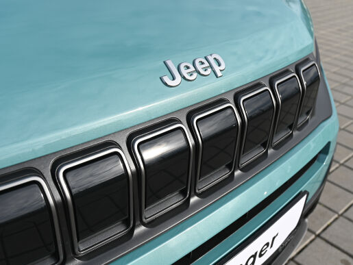 Jeep Avenger ADVENTURE 1.2 T e-Hybrid 6DCT                                                   