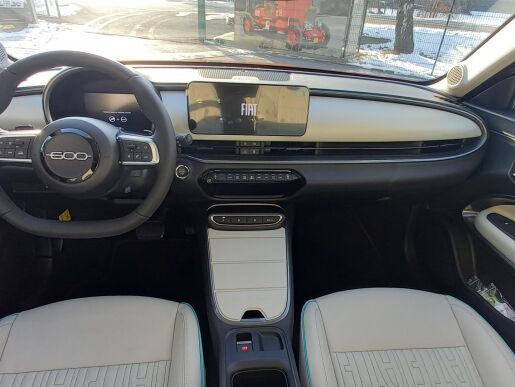 Fiat 600 Fiat 600 La Prima 1,2 T Hybrid 100k 6DCT