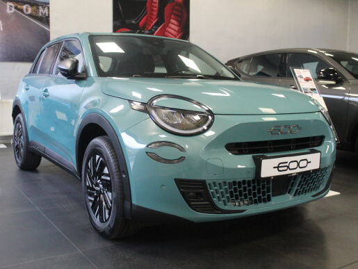 Fiat 600 1,2T Hybrid 100K 6DCT   