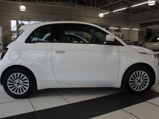 Fiat 500e Action 23,8kWh 95k 