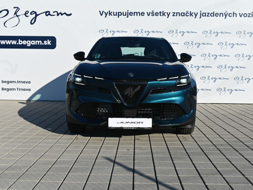 Alfa Romeo Ostatní Junior 1.2T Hybrid 136k 6AT 