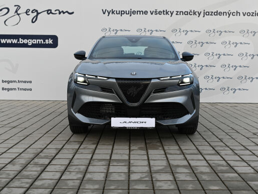 Alfa Romeo Ostatní Junior 1.2T Hybrid 136k 6AT                                                      