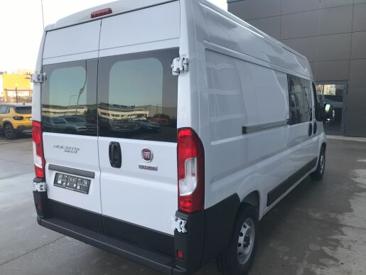 Fiat Ducato Crew Cab 7-miestne L3H2