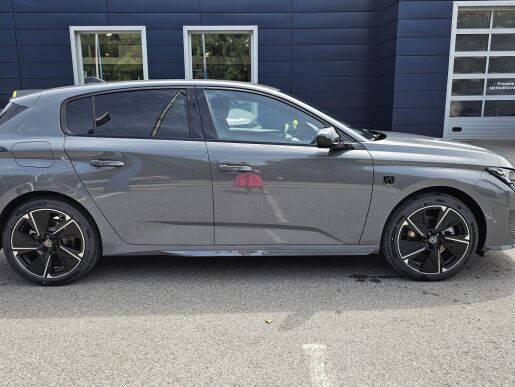 Peugeot 308 308 E-308 GT Electric 156k 54 kWh 